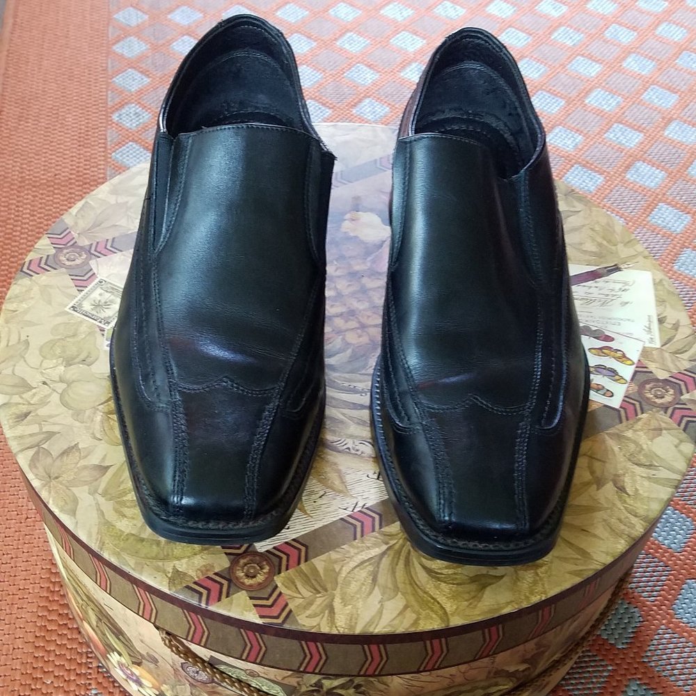 Alfani Black  Slip on dress shoes, Size 11 M